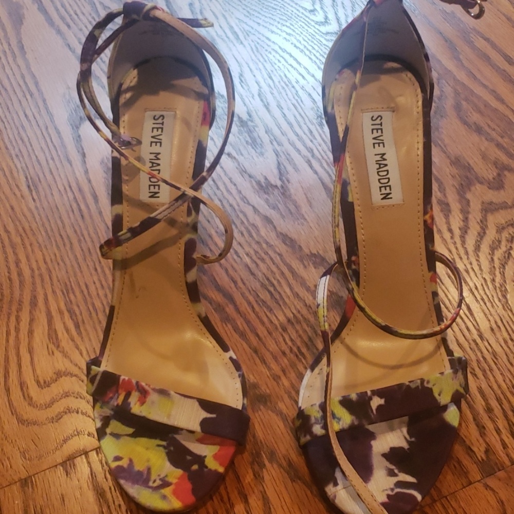 Multi Color Heel